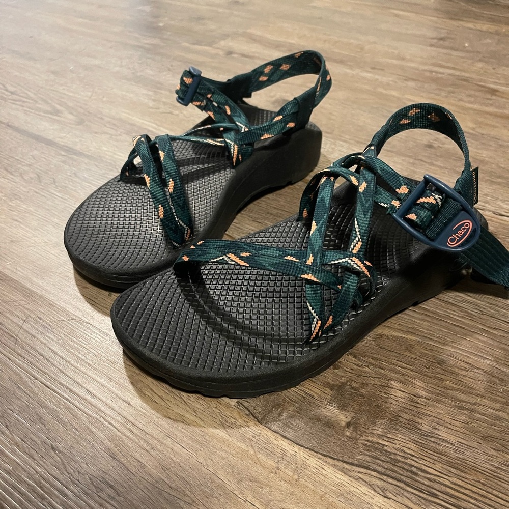 Chacos womens